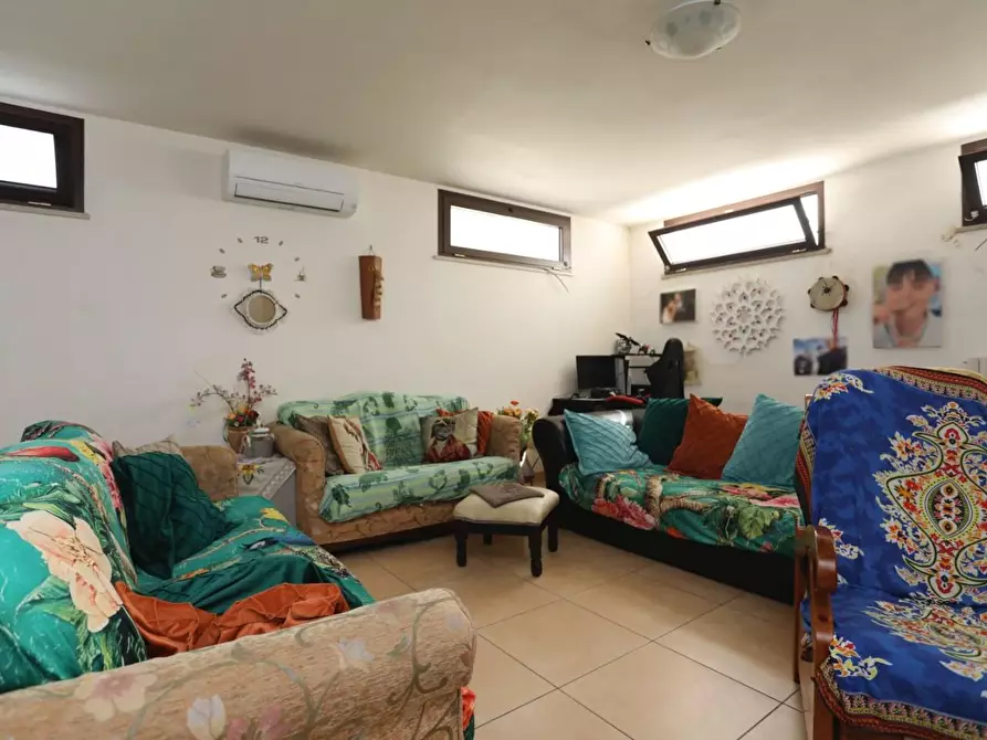 Immagine 35 di Villa in vendita  a Calimera