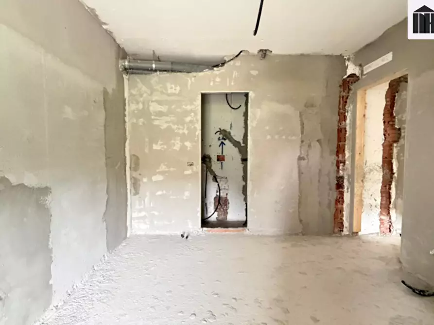 Immagine 14 di Appartamento in vendita  a Santa Croce Sull'arno