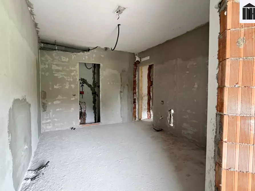 Immagine 12 di Appartamento in vendita  a Santa Croce Sull'arno