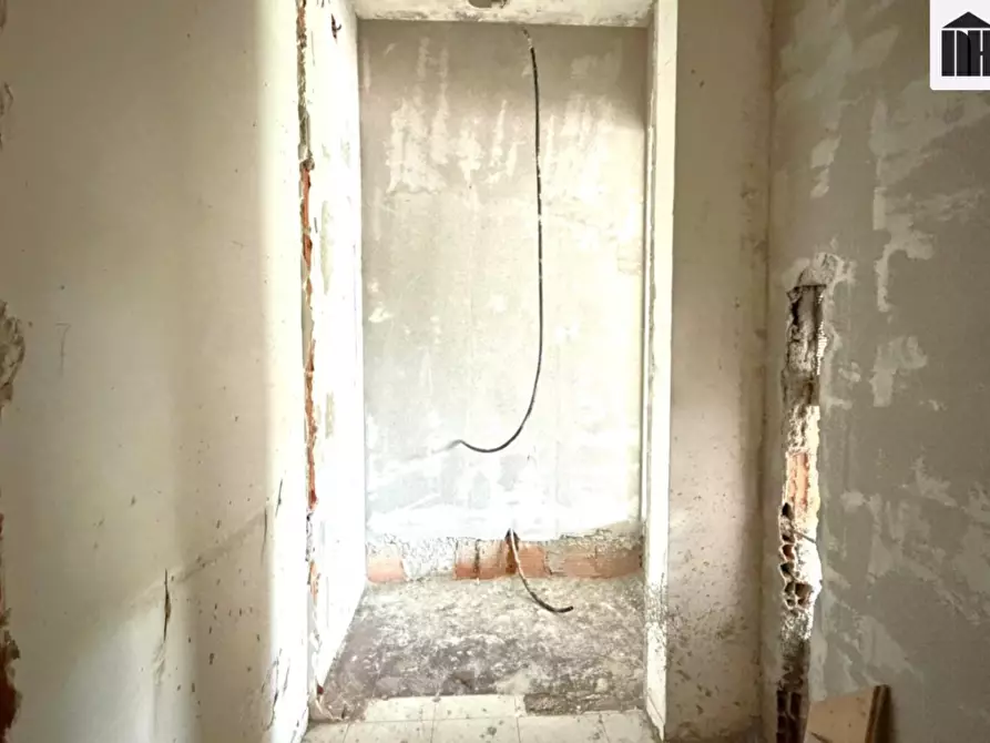 Immagine 15 di Appartamento in vendita  a Santa Croce Sull'arno