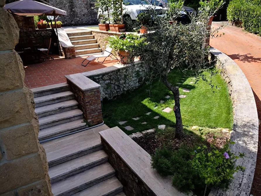 Immagine 2 di Appartamento in vendita  a Monteriggioni