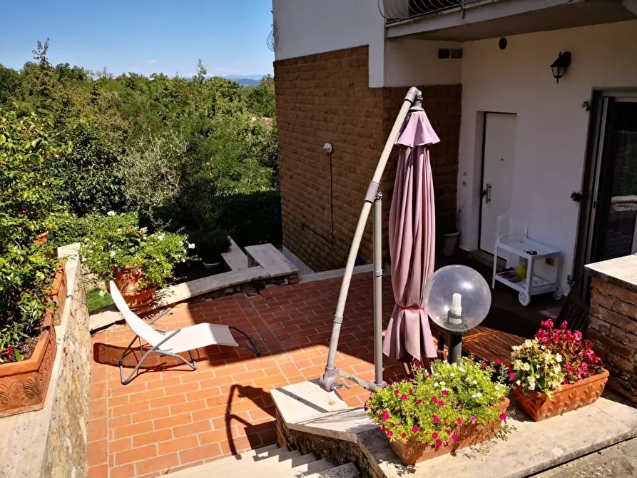 Immagine 1 di Appartamento in vendita  a Monteriggioni