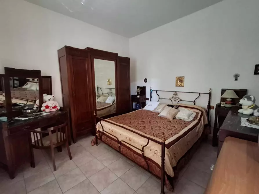 Immagine 11 di Terratetto in vendita  a Capraia E Limite