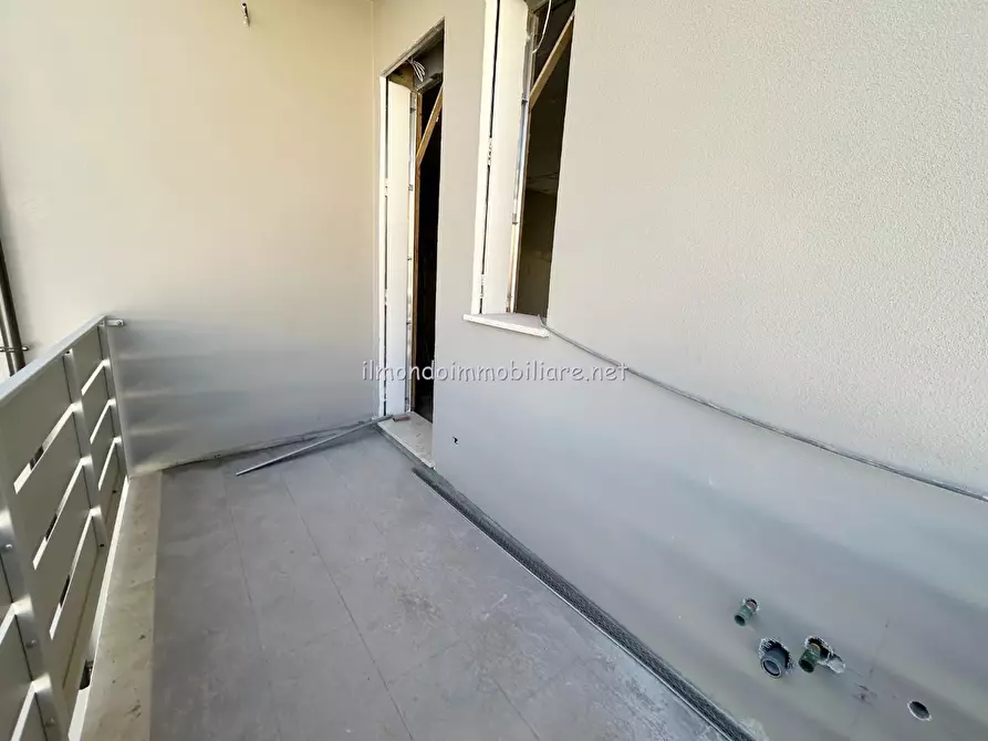 Immagine 8 di Appartamento in vendita  a Cecina