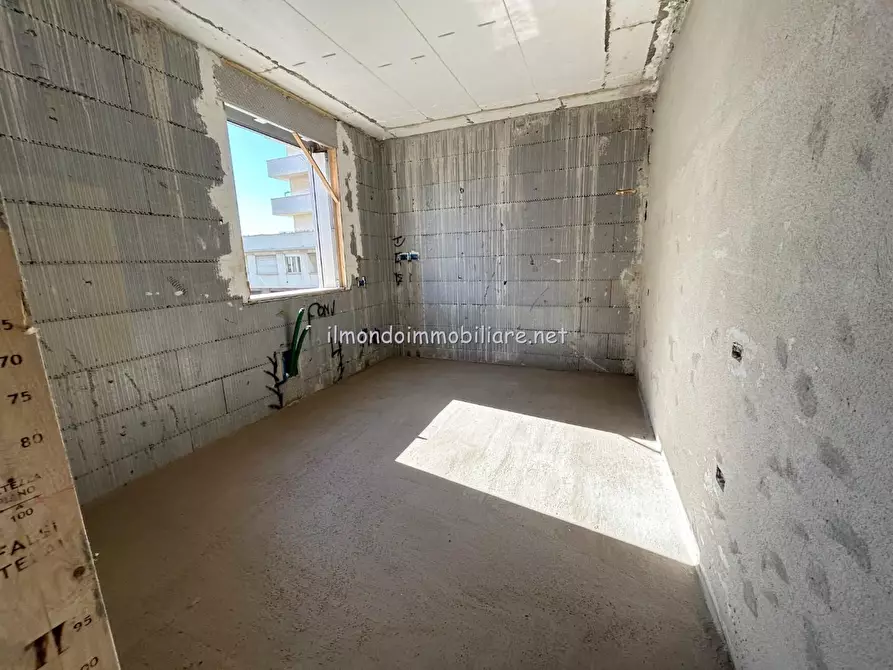 Immagine 13 di Appartamento in vendita  a Cecina