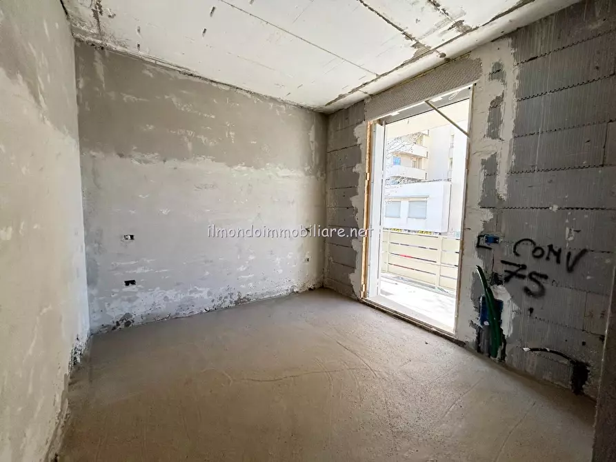 Immagine 6 di Appartamento in vendita  a Cecina