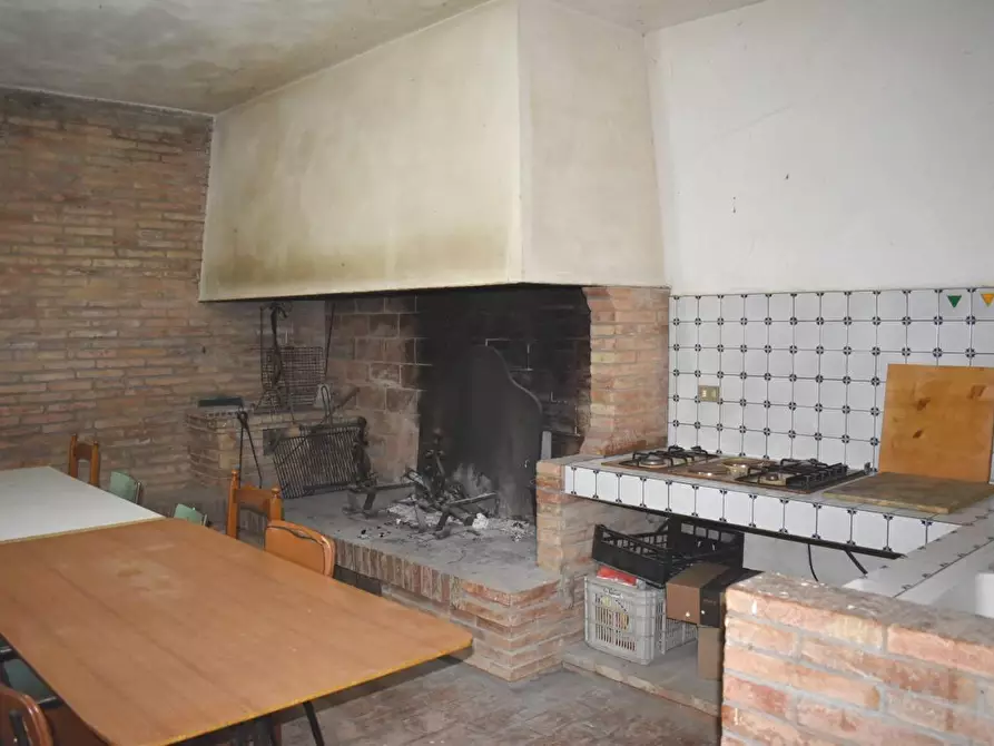 Immagine 10 di Casa colonica in vendita  a Montaione