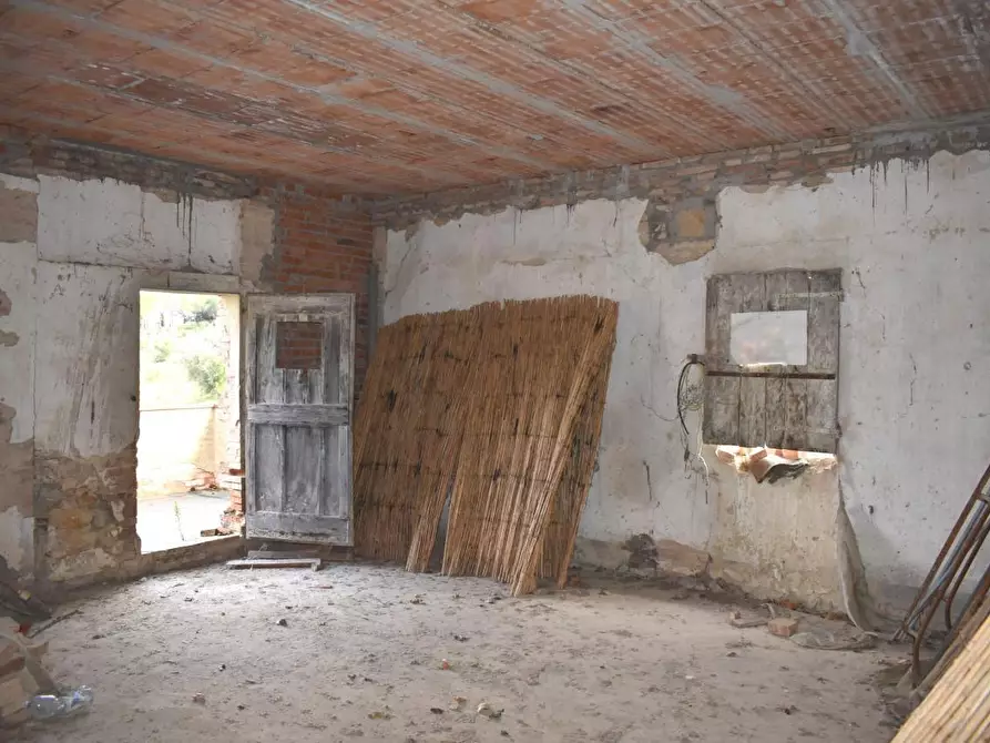 Immagine 12 di Casa colonica in vendita  a Montaione