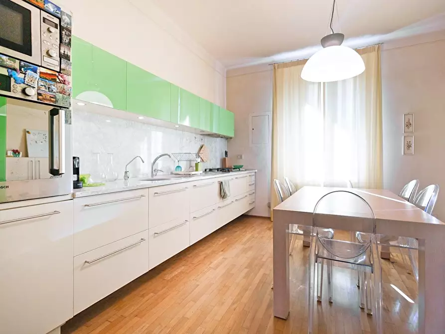 Immagine 13 di Villa in vendita  a Pisa