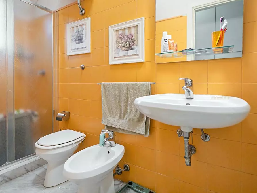 Immagine 6 di Villa in vendita  a Pisa