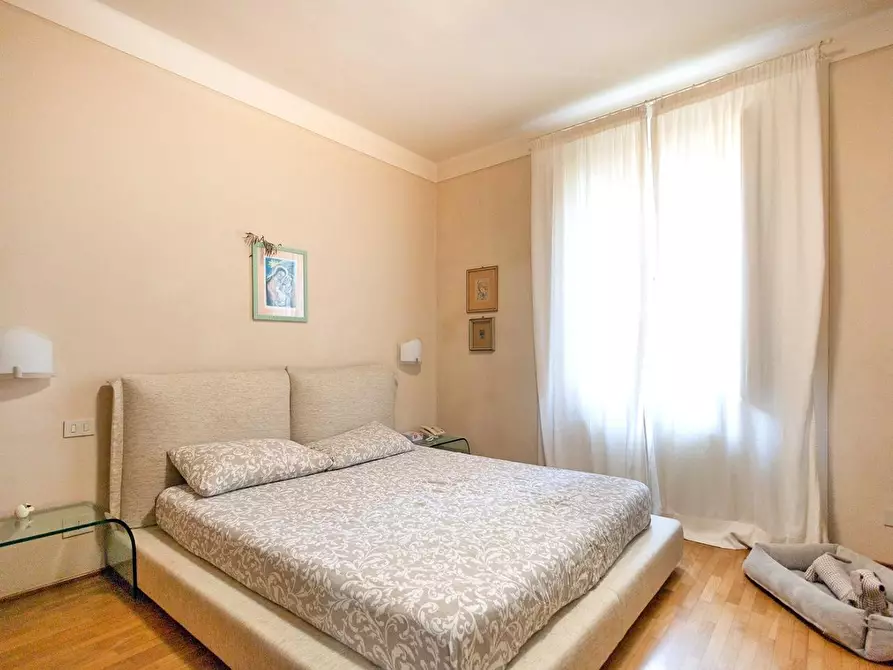 Immagine 16 di Villa in vendita  a Pisa