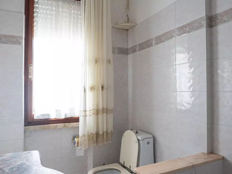 Immagine 6 di Appartamento in vendita  a Carrara