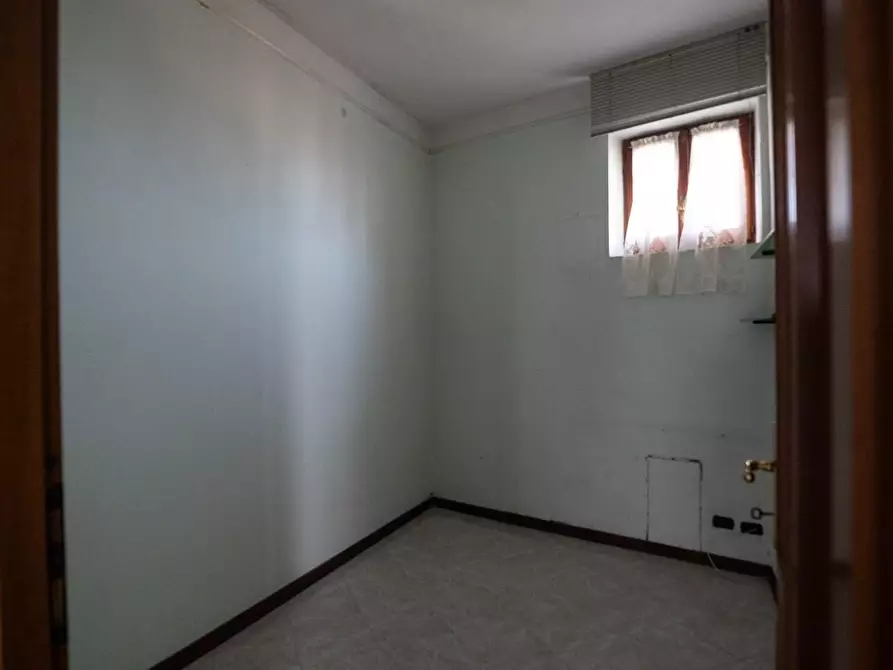 Immagine 30 di Appartamento in vendita  a Carrara