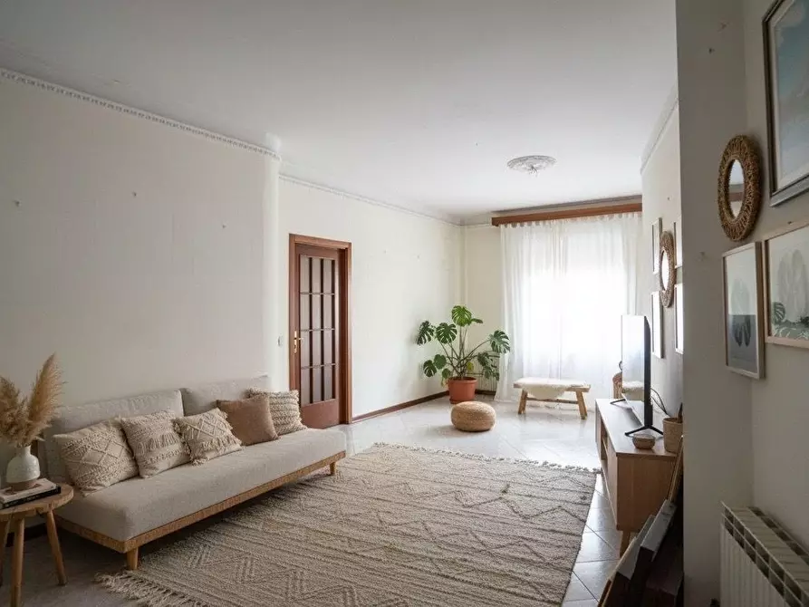 Immagine 38 di Appartamento in vendita  a Carrara