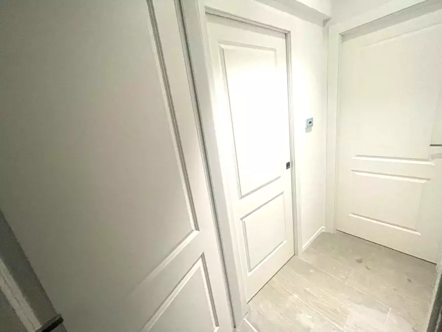 Immagine 38 di Appartamento in vendita  a Massa