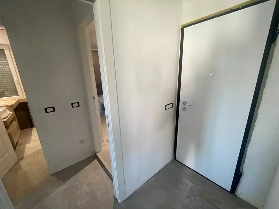 Immagine 25 di Appartamento in vendita  a Massa