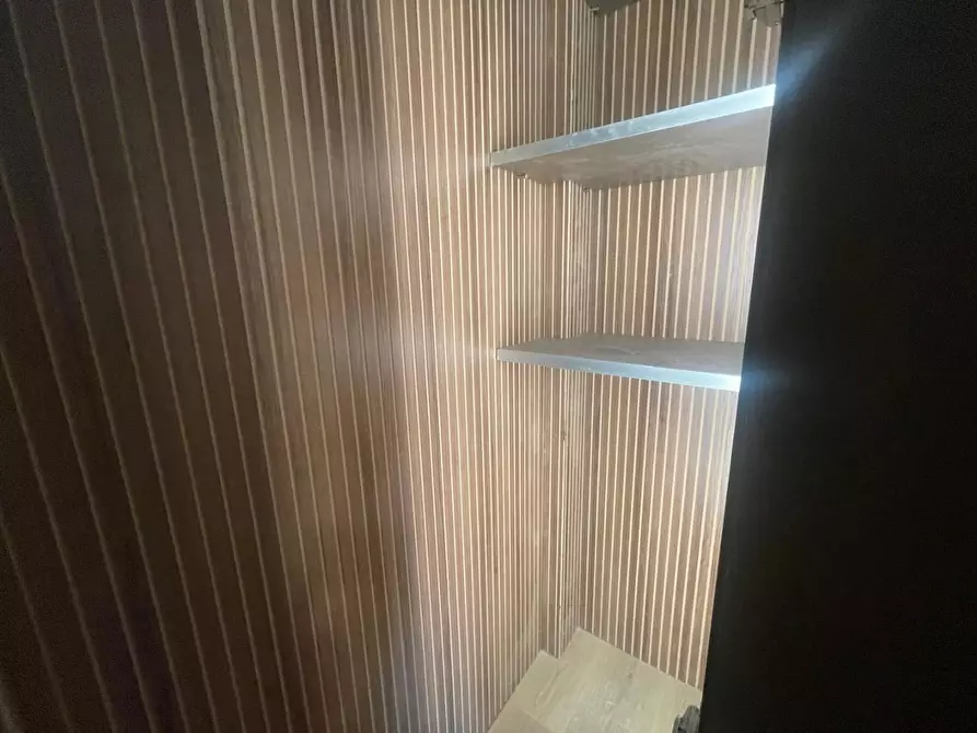 Immagine 28 di Appartamento in vendita  a Massa