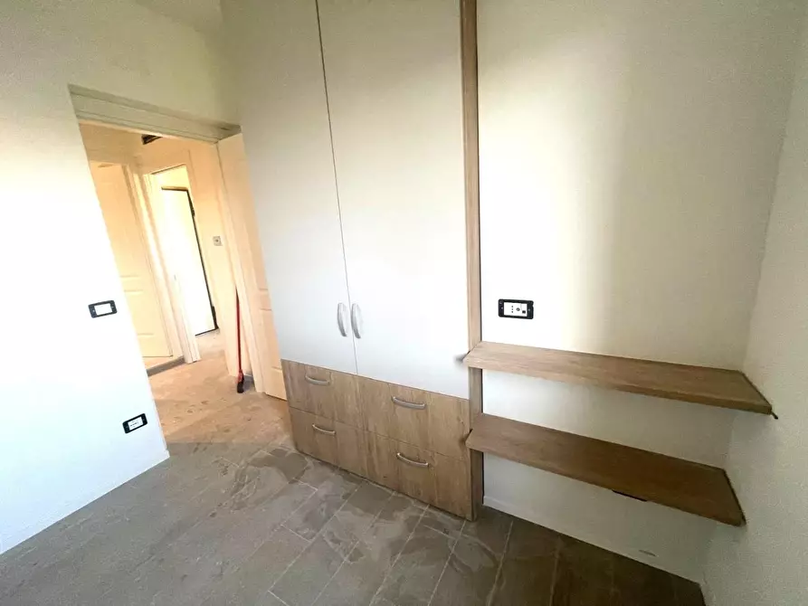 Immagine 34 di Appartamento in vendita  a Massa