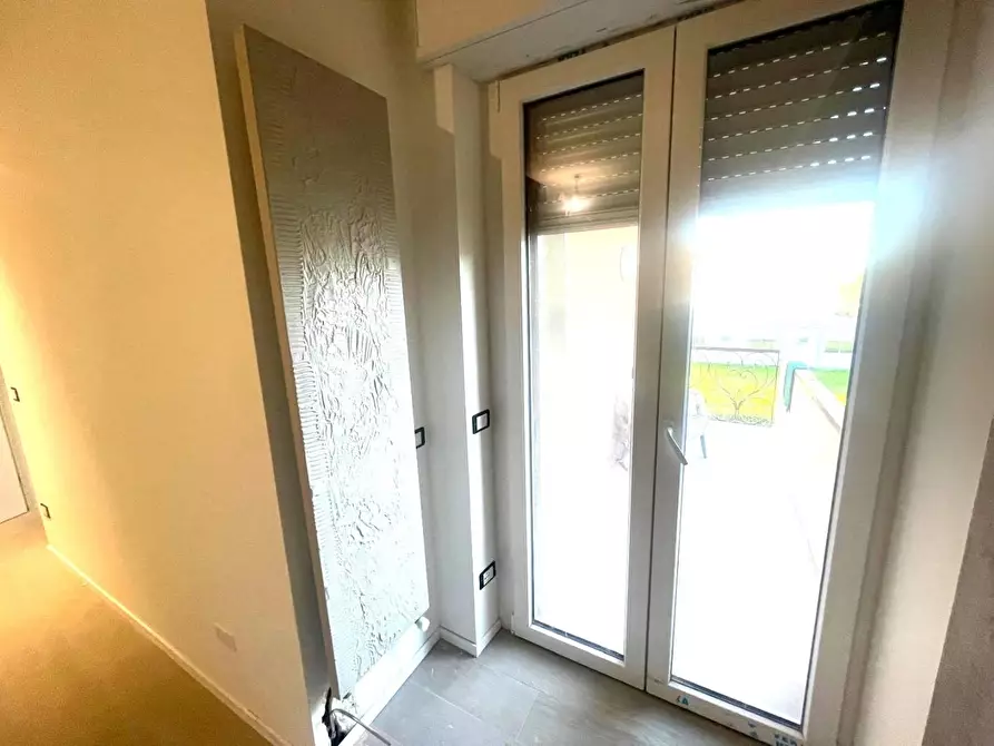 Immagine 31 di Appartamento in vendita  a Massa