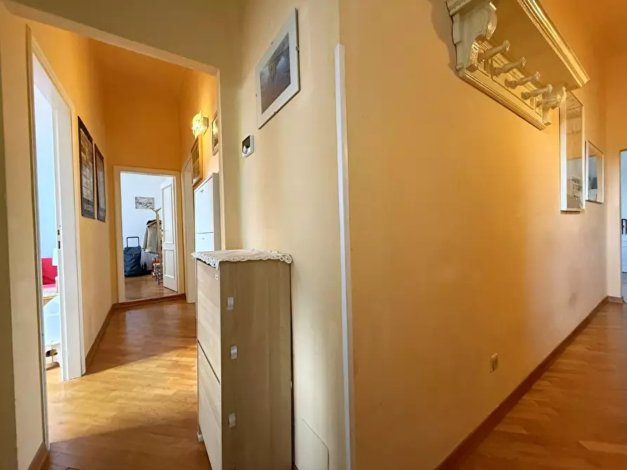 Immagine 6 di Appartamento in vendita  a Siena