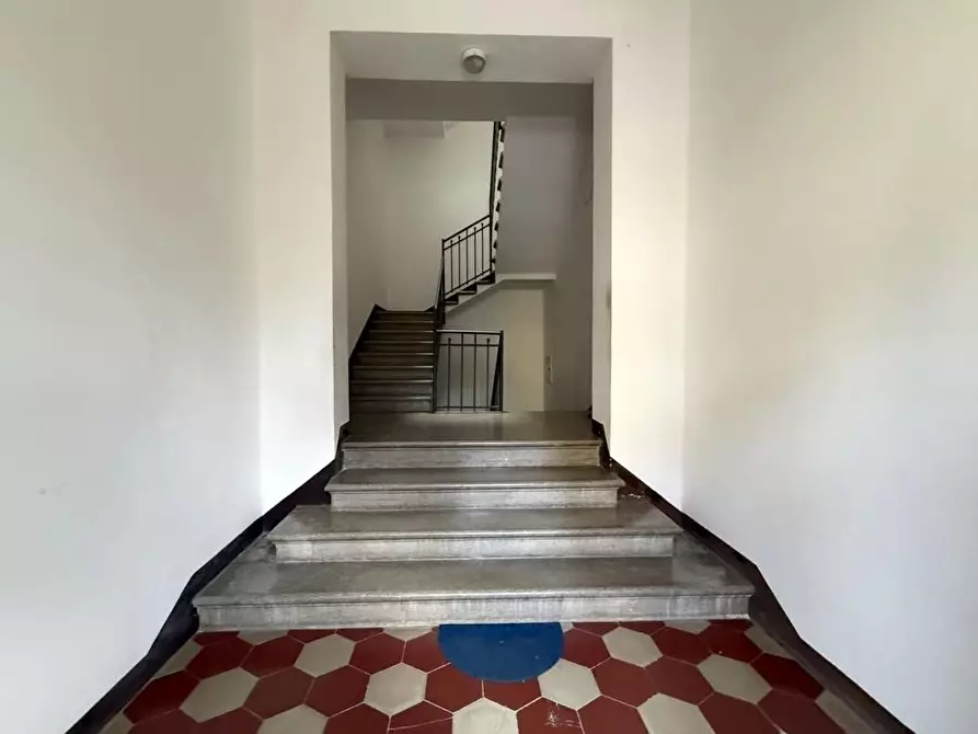 Immagine 19 di Appartamento in vendita  a Siena