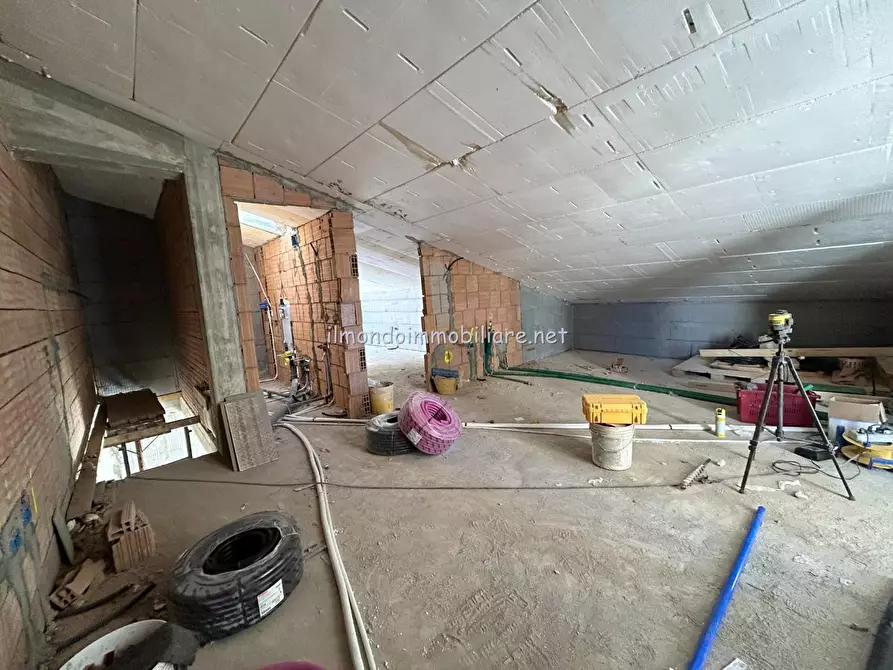 Immagine 45 di Appartamento in vendita  a Cecina