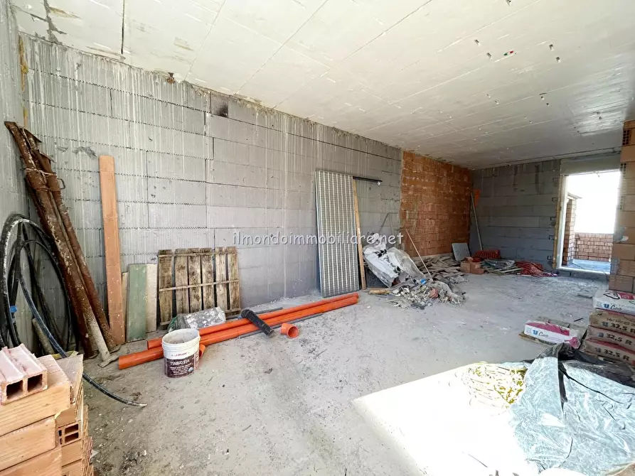 Immagine 48 di Appartamento in vendita  a Cecina