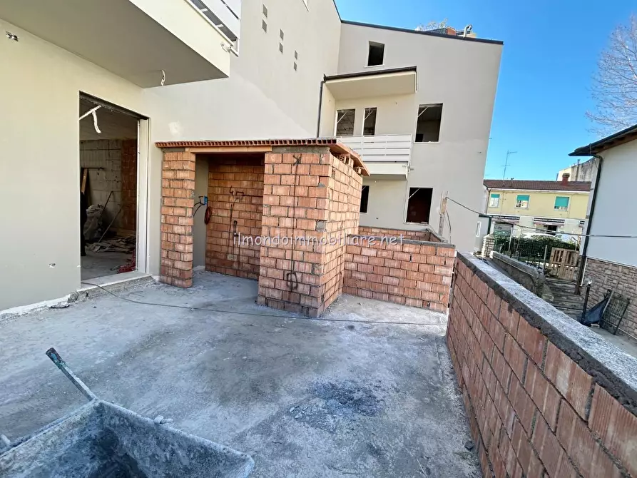 Immagine 46 di Appartamento in vendita  a Cecina