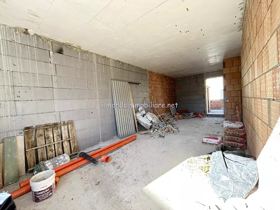 Immagine 47 di Appartamento in vendita  a Cecina