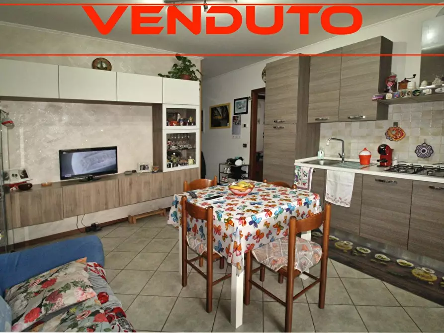 Immagine 1 di Appartamento in vendita  a Montecchio Emilia