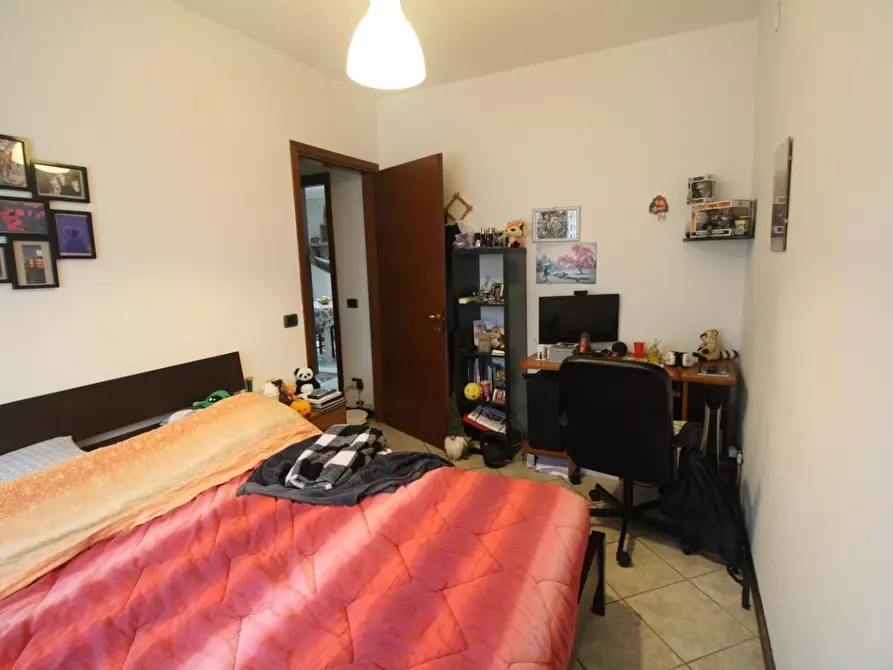 Immagine 8 di Appartamento in vendita  a Montecchio Emilia