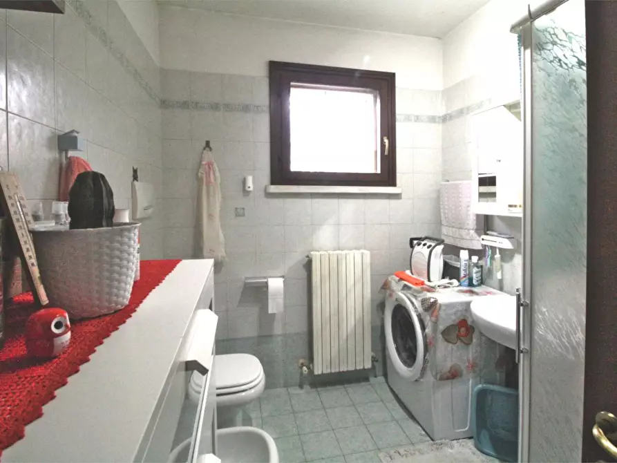 Immagine 6 di Appartamento in vendita  a Montecchio Emilia