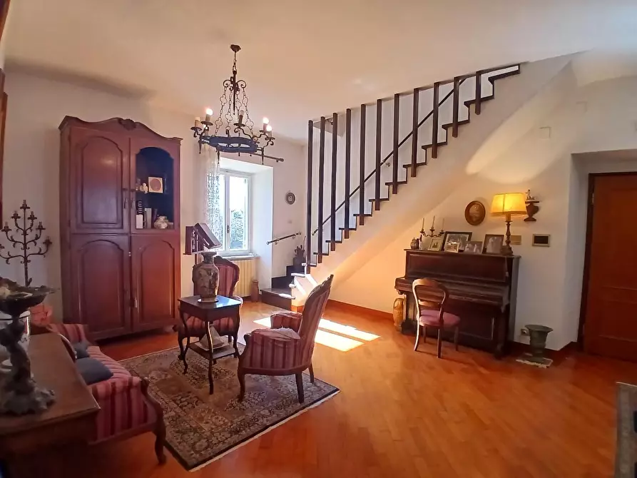 Immagine 8 di Mansarda in vendita  a Livorno