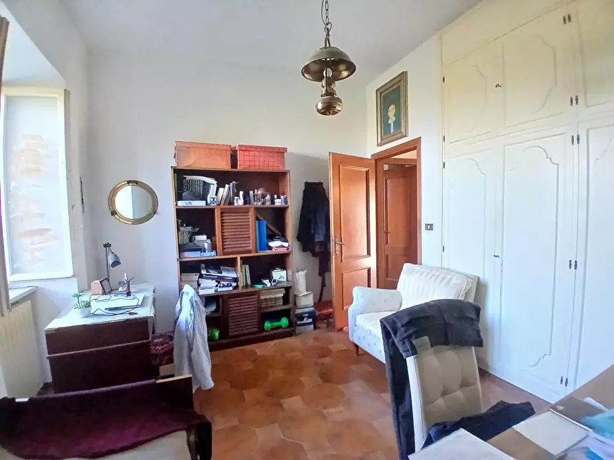 Immagine 23 di Mansarda in vendita  a Livorno