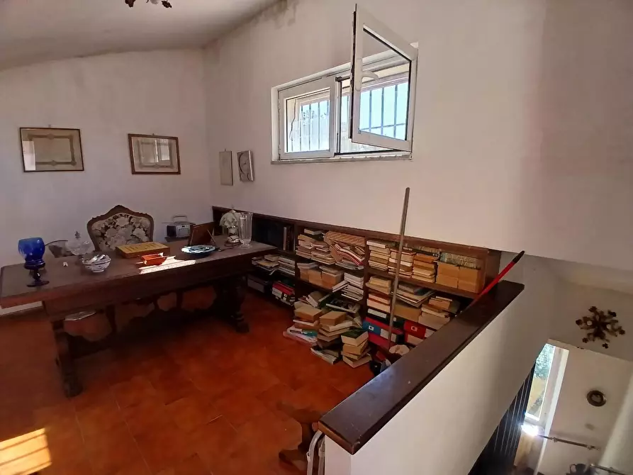 Immagine 26 di Mansarda in vendita  a Livorno