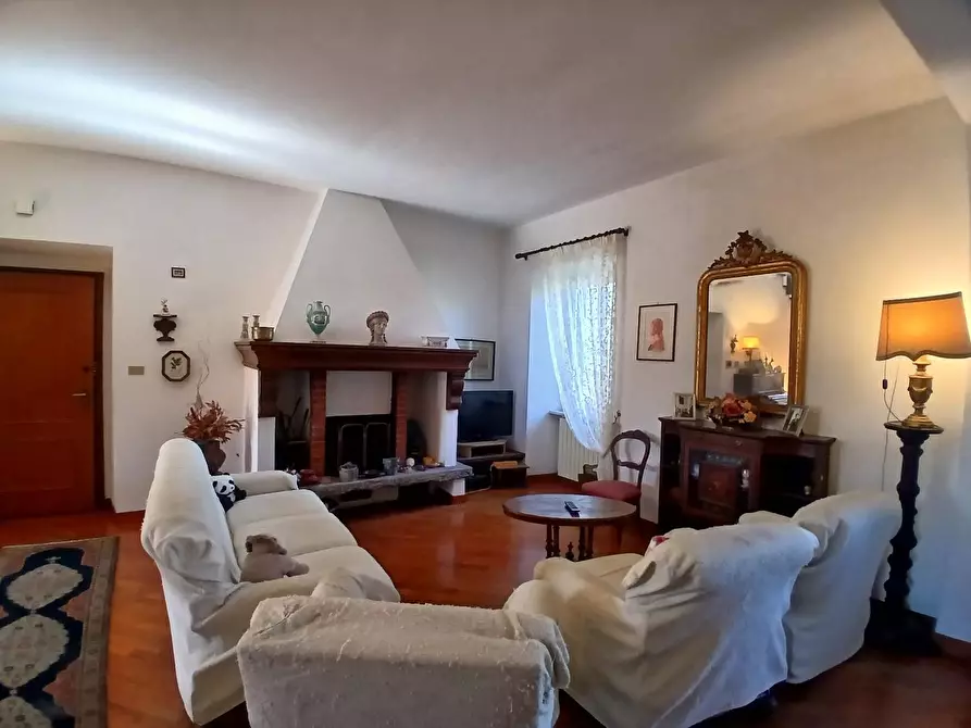 Immagine 7 di Mansarda in vendita  a Livorno