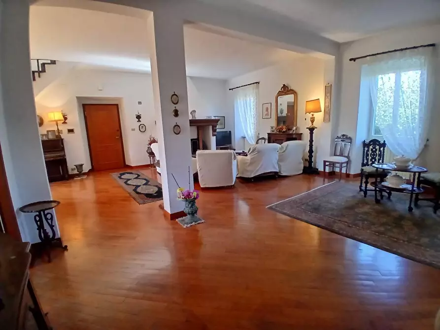 Immagine 11 di Mansarda in vendita  a Livorno