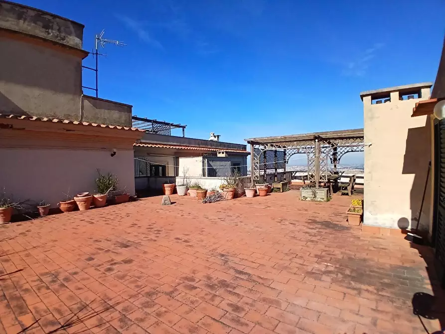 Immagine 5 di Mansarda in vendita  a Livorno