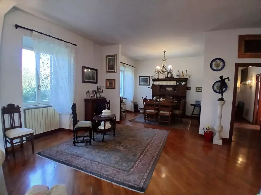 Immagine 15 di Mansarda in vendita  a Livorno