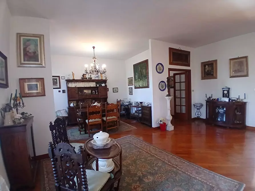 Immagine 16 di Mansarda in vendita  a Livorno