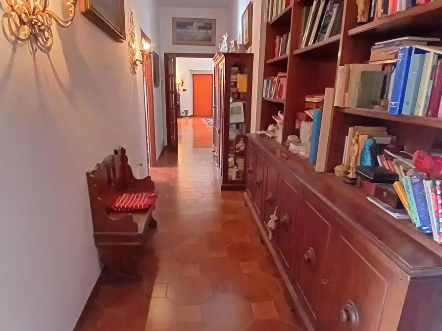 Immagine 21 di Mansarda in vendita  a Livorno