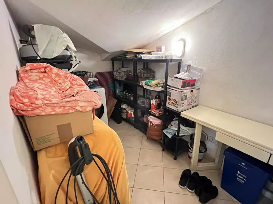 Immagine 43 di Appartamento in vendita  a Massa