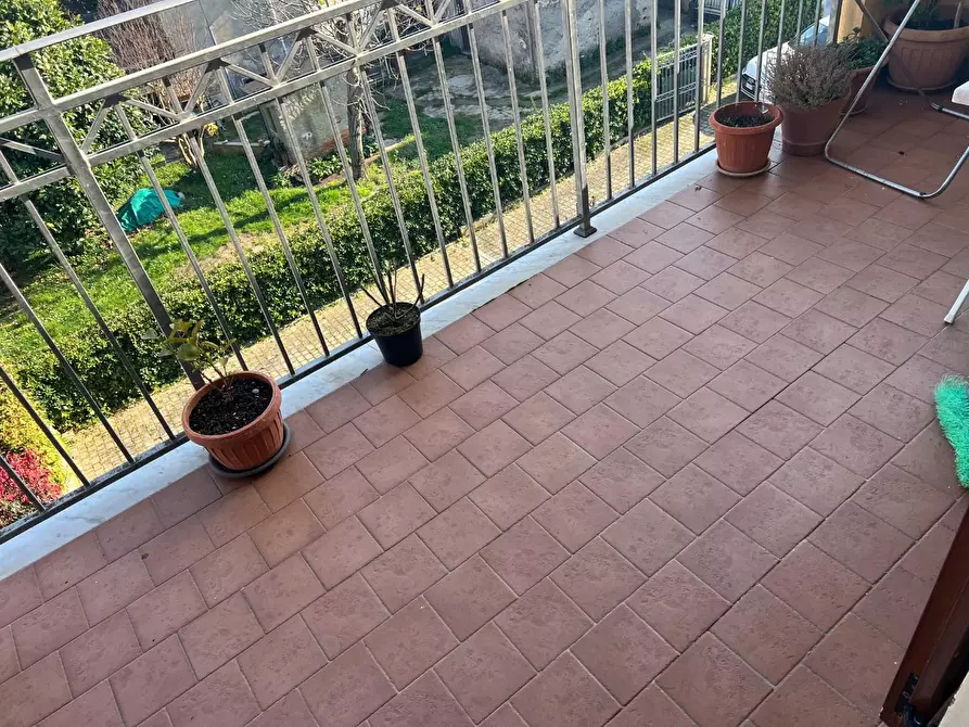 Immagine 53 di Appartamento in vendita  a Massa