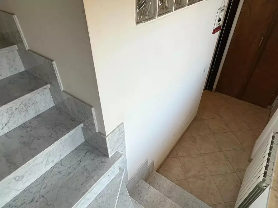 Immagine 46 di Appartamento in vendita  a Massa