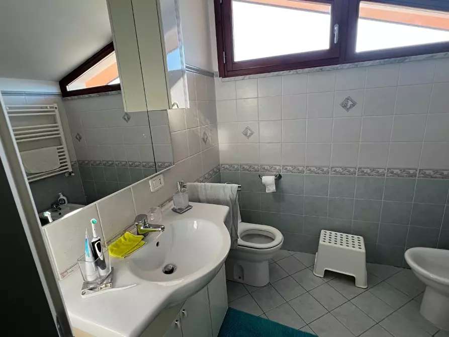 Immagine 40 di Appartamento in vendita  a Massa