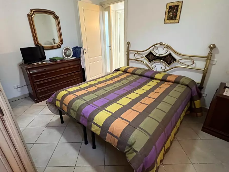 Immagine 36 di Appartamento in vendita  a Massa