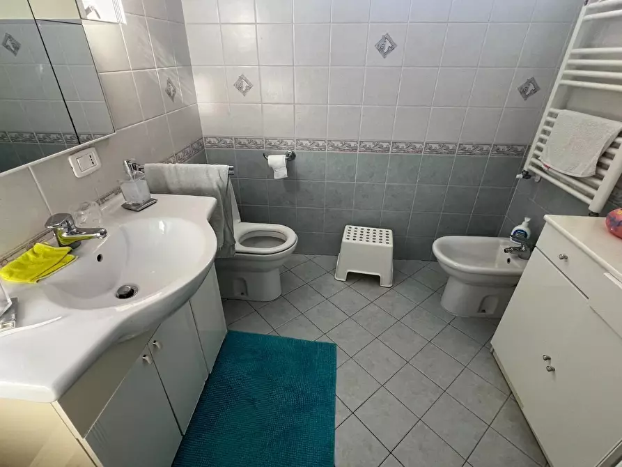 Immagine 39 di Appartamento in vendita  a Massa