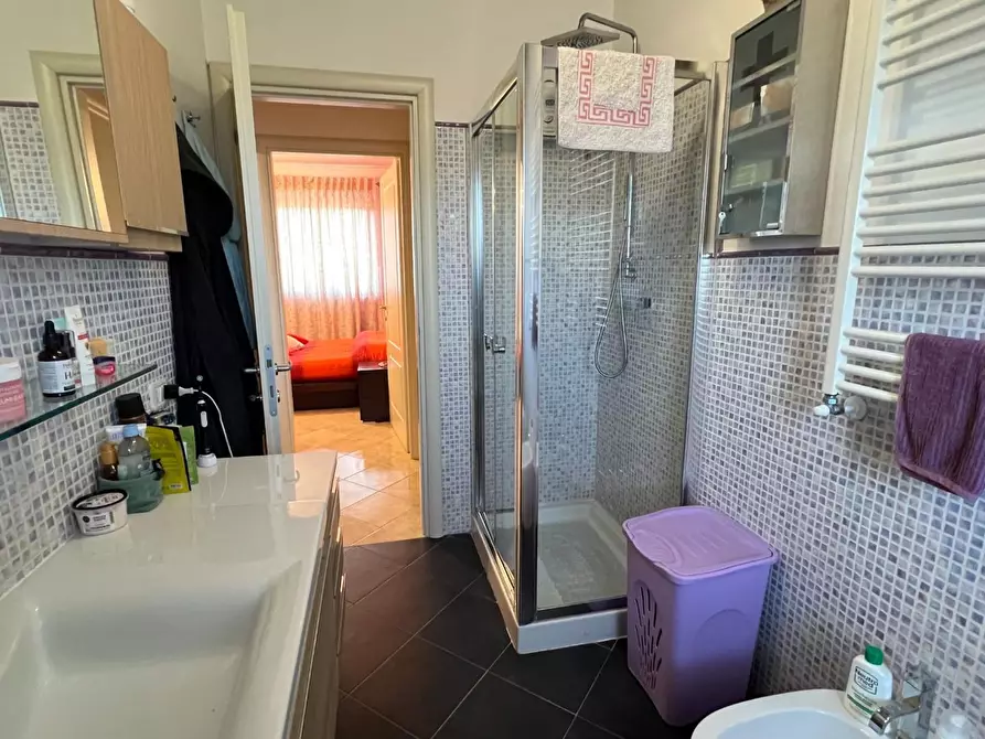 Immagine 24 di Appartamento in vendita  a Massa