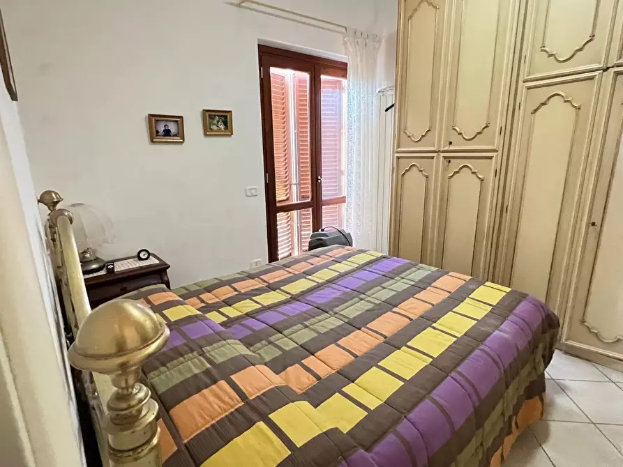 Immagine 33 di Appartamento in vendita  a Massa