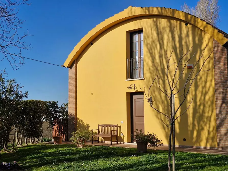 Immagine 11 di Casa bifamiliare in vendita  a Campiglia Marittima